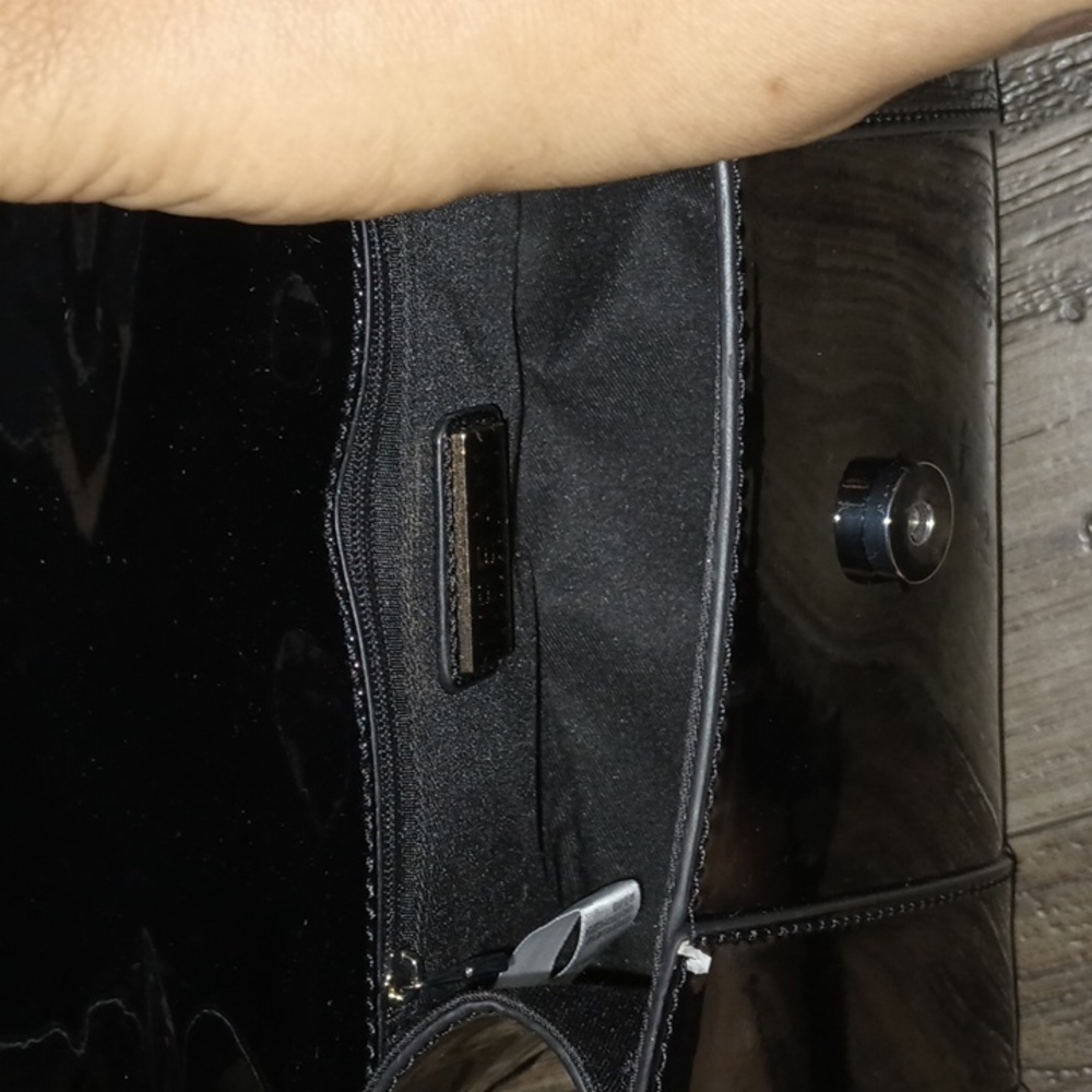 Women's Dainty Aurelia Wristlet/ Crossbody Bag - Picture 5 of 9